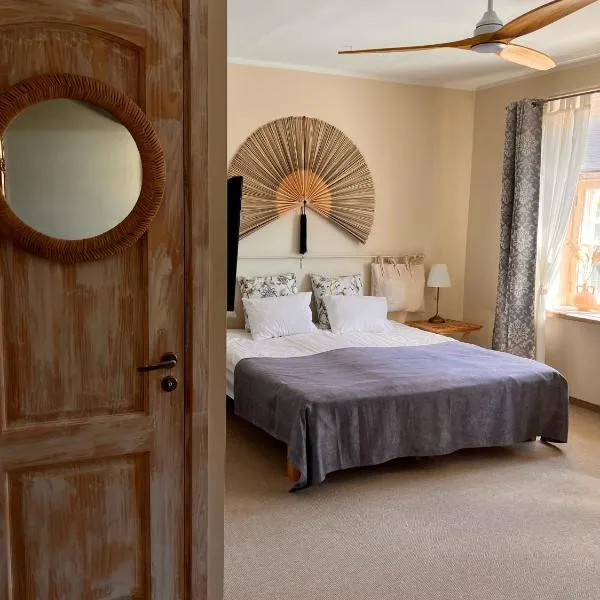 Kuursaal Guesthouse, hotel in Kuressaare