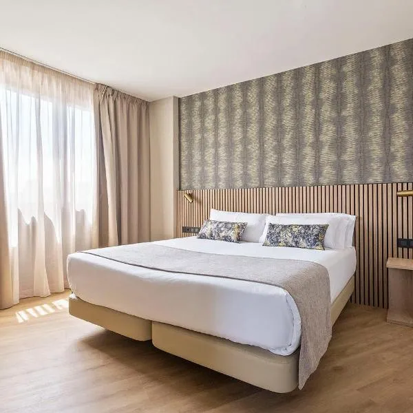 Acta Pirámides, hotel v destinaci Madrid