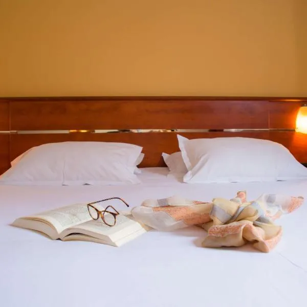 Brit Hotel Rennes St Grégoire – Le Villeneuve, hotel in Saint-Grégoire