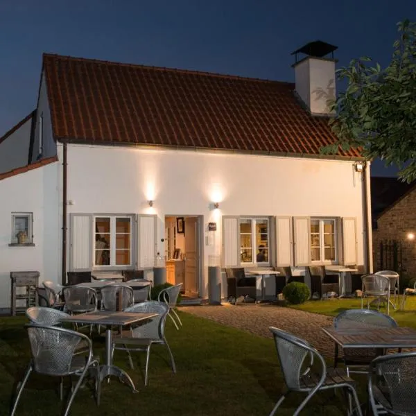 Brasserie Kommilfoo, hotel v destinaci De Panne