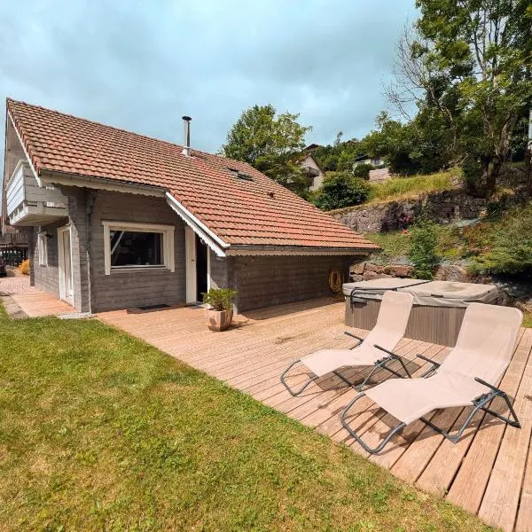 Chalet Sauna jacuzzi 6 personnes, hotel di La Bresse