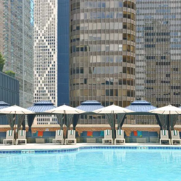DoubleTree by Hilton Chicago Magnificent Mile, ξενοδοχείο στο Σικάγο