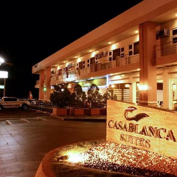 Casablanca Suites Near Airport, hotel v destinaci Legazpi