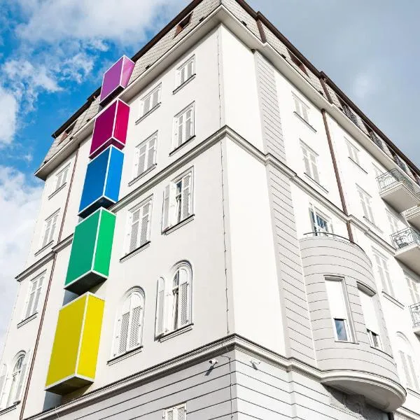 Hostel Link, hotel v destinaci Lovran