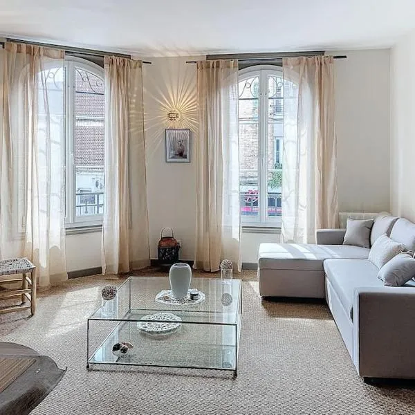 Le Jean - coeur de ville, hotel em Noyon