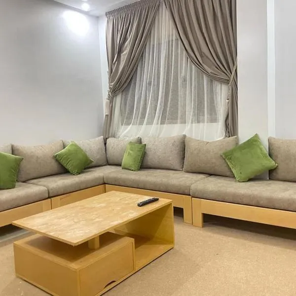 al-khaima luxurious properties apt 2, hotel in Laayoune