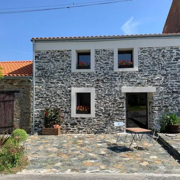 Le Solier, gîte à la campagne, hotel in Frossay