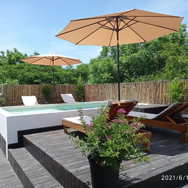 Che Suites Playa Adults Only, hotel en Playa del Carmen