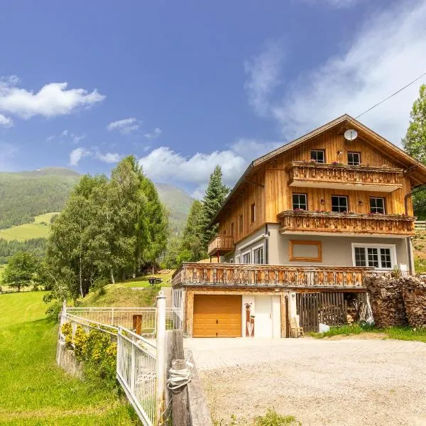 Appartementhaus Hoamart Appartements, hotel en Lessach