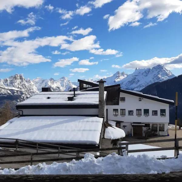 HG Hotel La Caminatha, hotel in Val di Zoldo