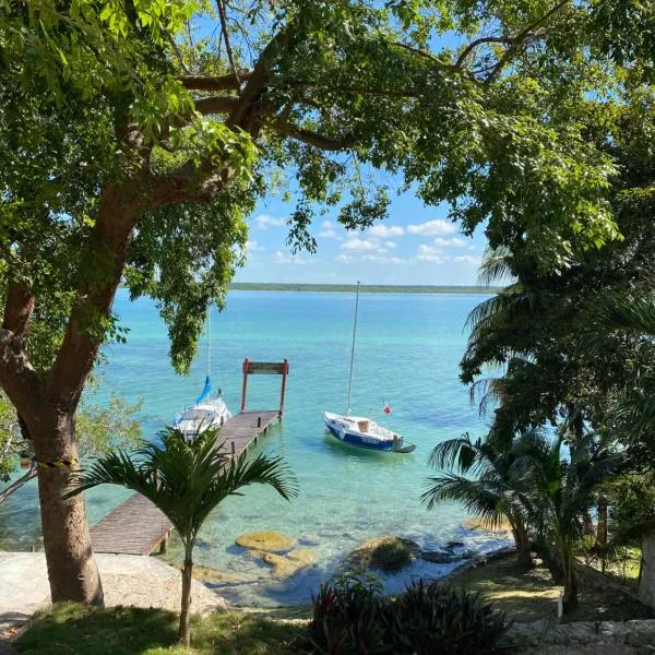 Casa Piedra de Agua Bacalar, hotel v destinaci Bacalar