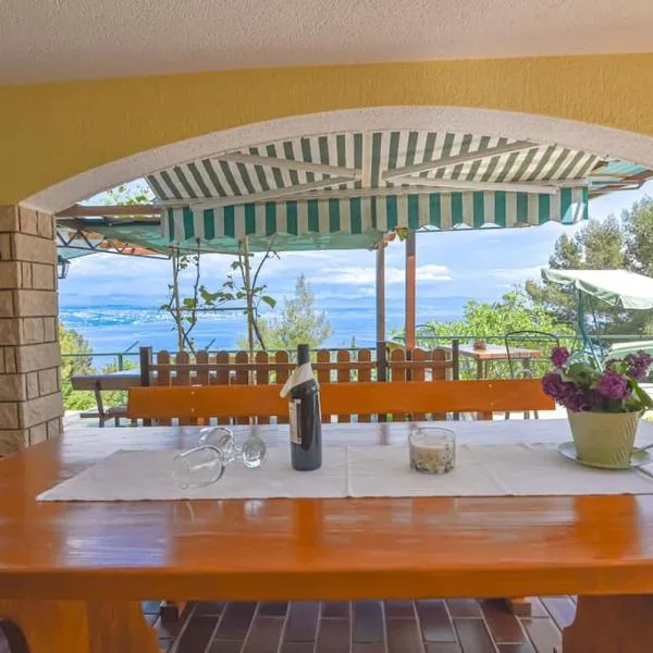 Apartment Brezina - Lovran - Liganj, hotel in Lovran