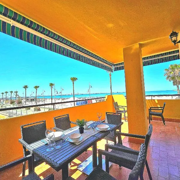 Beachfront Duplex 1ª línea & Terraces Oceanfront、エル・プエルト・デ・サンタマリアのホテル