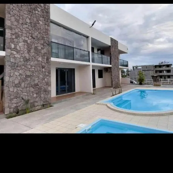 The confidence, hotel u gradu 'Mahébourg'