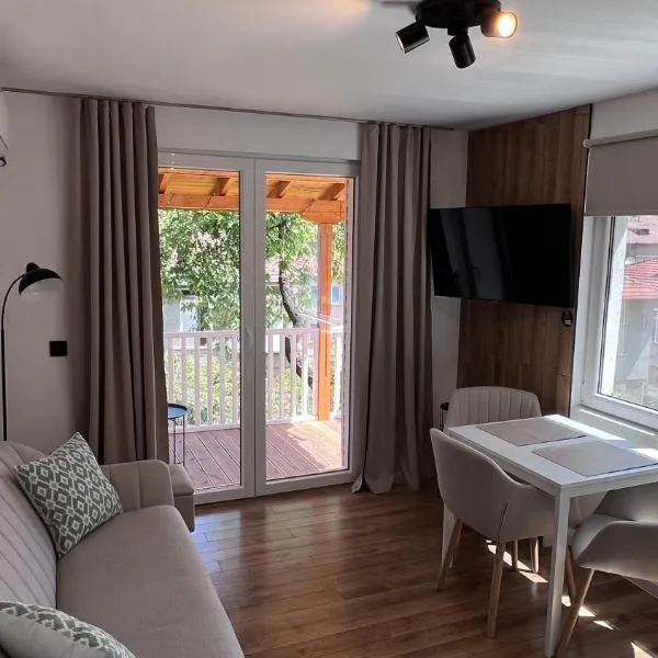 Black Cat Apartment、ヴェリコ・タルノヴォのホテル