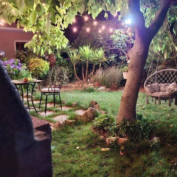 HedèraRooms, hotel v destinaci Agerola