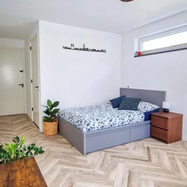 Modern & Convenient Studio, hotel in Arnhem