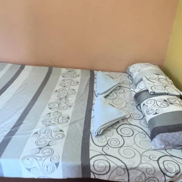 Degars Resort, hotel em Tangub