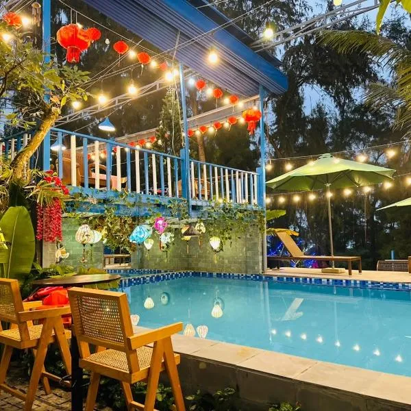 Charming and Spacious Beach Homestay 4 Rooms 1 Pool Entire Palace、Hà Bàngのホテル
