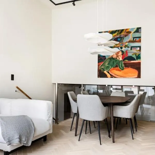 5-room 120 SQM 3 bedrooms 2 bathrooms for 6 person, hotel in Stockholm