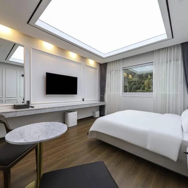 Hotel Demer Mokpo, hotel in Mokpo