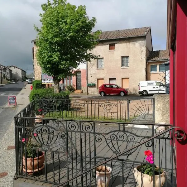 Gite Bains jolivet, hotel v destinácii Bains
