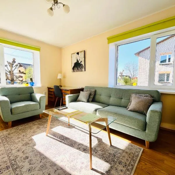 Maria Apartment Rootsi 9, hotel in Kuressaare