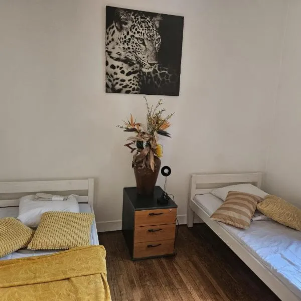 Maison d'hôte la Courneuve, hotel v destinácii La Courneuve