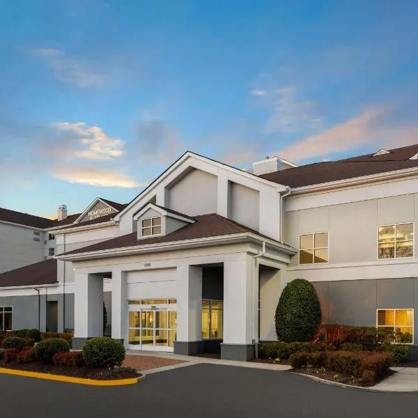 Homewood Suites by Hilton Richmond - Airport、サンドストンのホテル