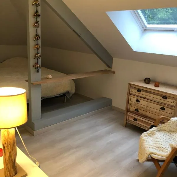 Chez Blandine - jolie chambre et mezzanine aménagée proche UTT infrastructures sportives, hotel v destinaci Rosières-près-Troyes