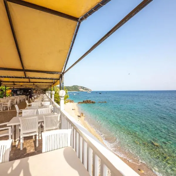 Lodges Shen Nikolla, hotel v destinaci Dhërmi