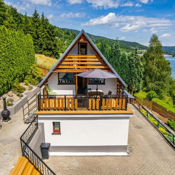 Domki LORD Tresna, hotel di Tresna
