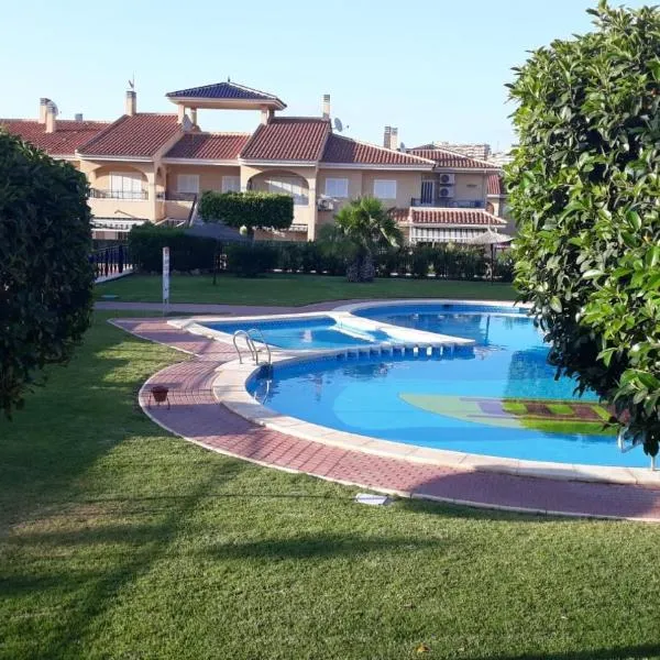 Novamar bungalow Gran Alacant, hotel in Puerto Marino