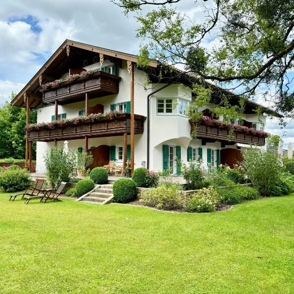 Landhaus Marinella Hotel Garni: Bad Wiessee şehrinde bir otel