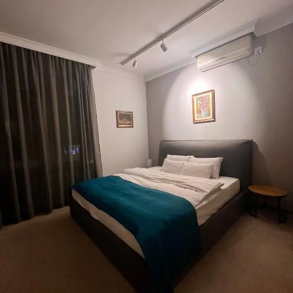 Town Place Charlie, hotel in Belgrade