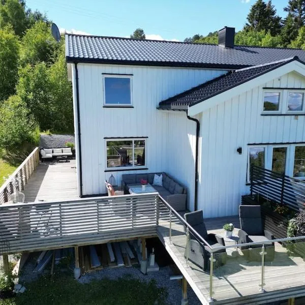 Skarnsundet apartment, hotel v destinaci Venneshamn