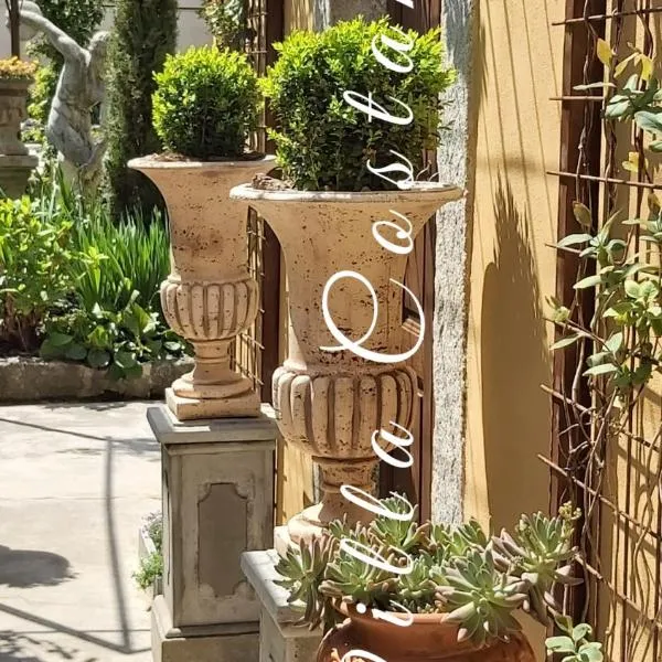 Villa Costanza Appartamento con giardino, hotel v destinaci Magreglio
