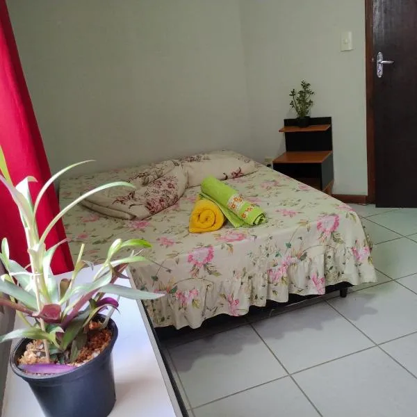 Quarto Aconchegante, hotel v destinaci Cruzeiro