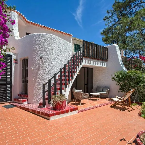 Moradia Tradicional no centro a 100m da Praia, hotel em Monte Gordo