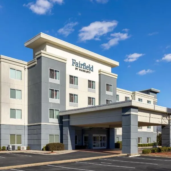 Fairfield Inn & Suites by Marriott Smithfield, hotel v destinaci Smithfield