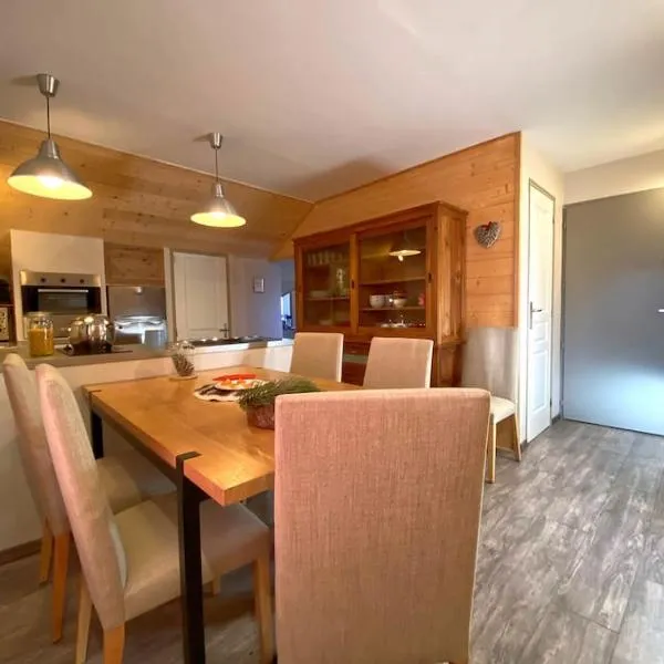 Appartement le Dahu Risoul 1850: Risoul şehrinde bir otel