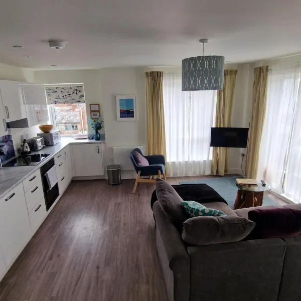 Number 10 Stunning Apartment, Fantastic Location!, hotel v destinaci Exmouth
