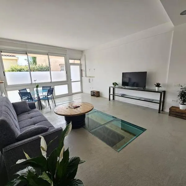 Magnifique Loft - Ste Victoire, hotel in Rousset