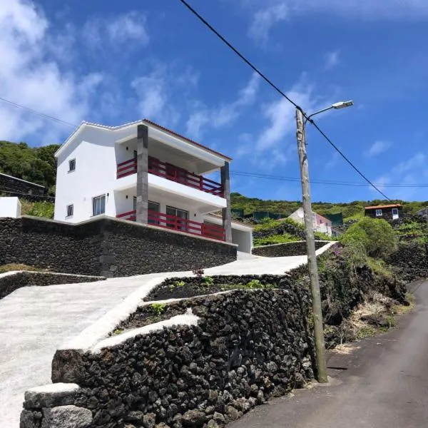 Casa da Baía da Feteira, hotel in Lajes do Pico