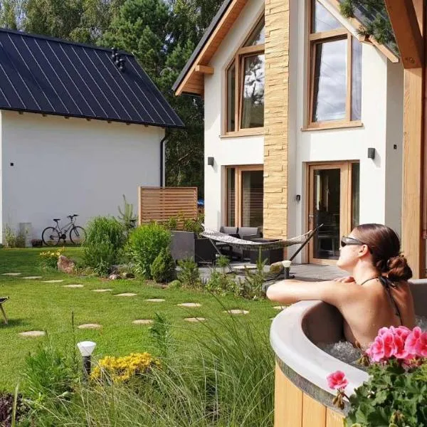 Sjesta al mare, domki z sauną i balią z jacuzzi โรงแรมในลูเบียโตโว