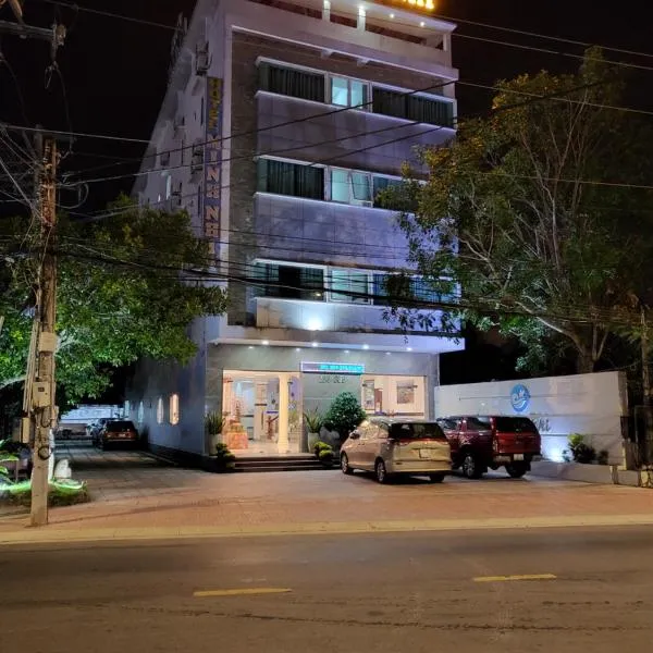Minh Nhi Hotel, hotel in La Gi
