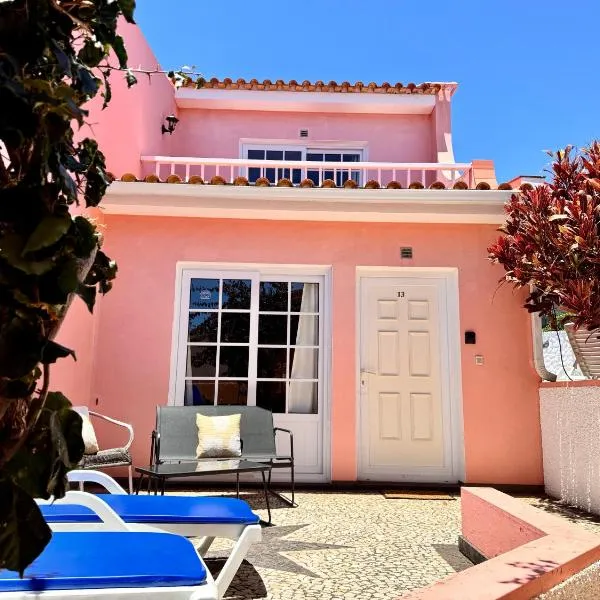 Falesia Gardens, hotel v destinaci Caniço