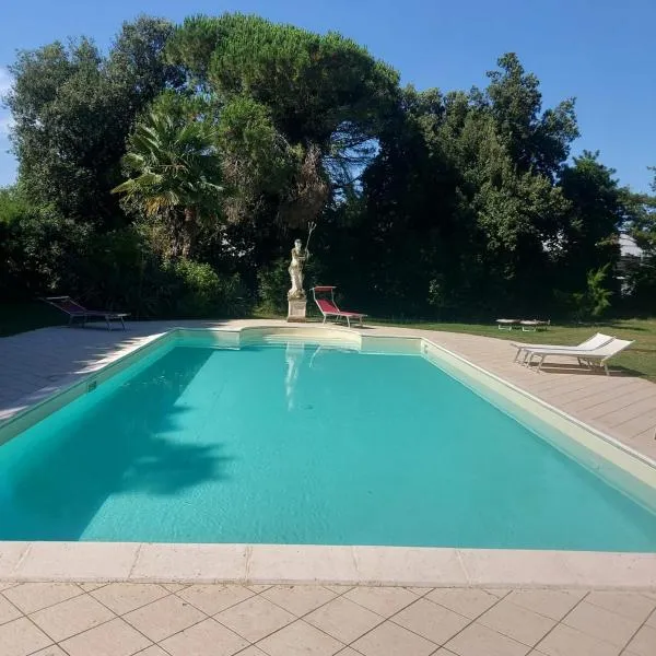 Villa Carrer, hotel v destinaci Porto Viro