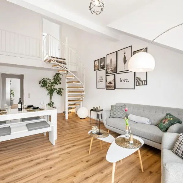 Ferienwohnung Bad Friedrichshall 5BR 10 beds, TV & kitchen, hotel di Bad Friedrichshall