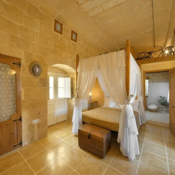 Gozo Break Farmhouses, hotel em Kerċem